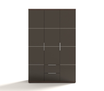 шкаф трехстворчатый